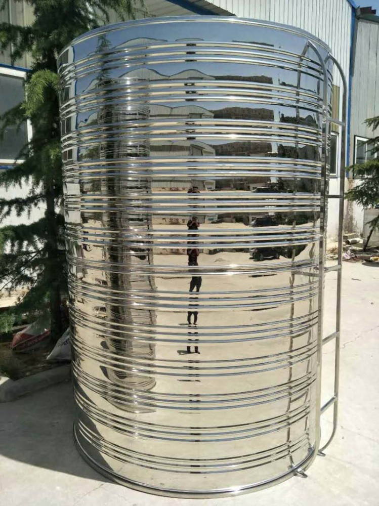 圆柱形保温水箱 